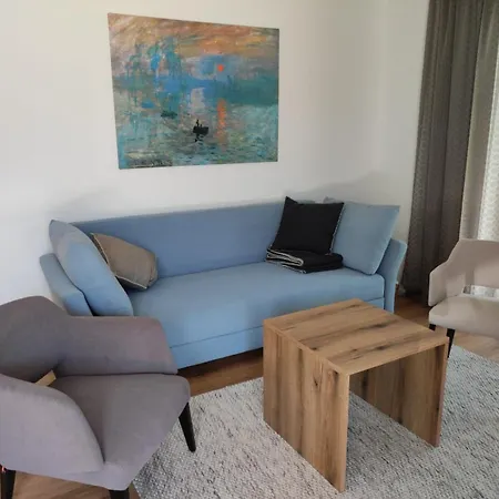 Singular - Mountainview 公寓 *